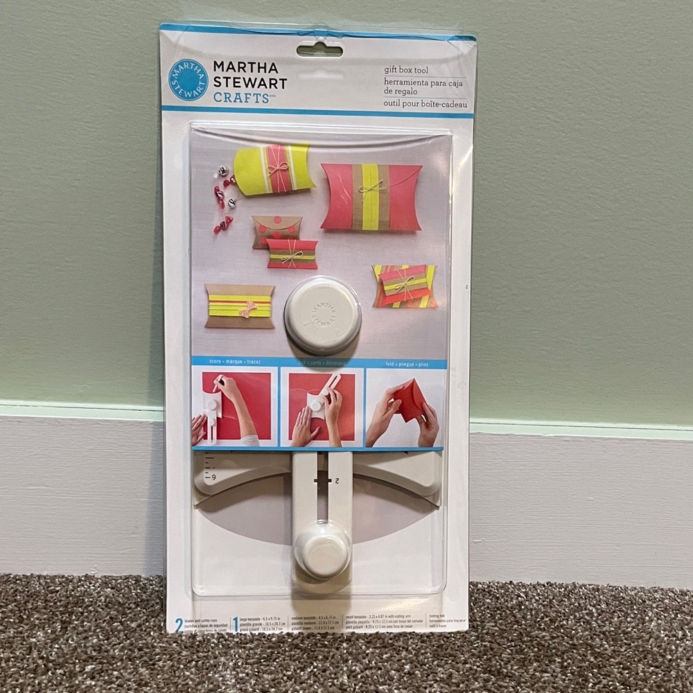 Martha Stewart Crafts Gift Box Tool NIP